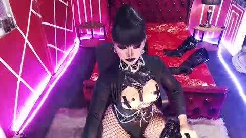 Snapshot of _hailyourqueenx chatting on 9, 10, 2025 GoDDess Chloe online show from 9, 10, 2025