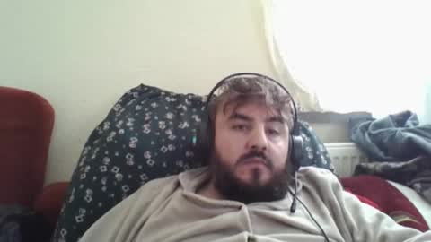  hasanhz.  online show from 19, 12, 2025