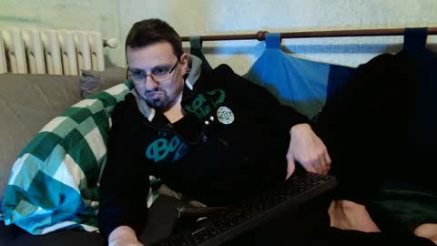 Manuel online show from 4, 2, 2025