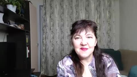 Snapshot of _illusion_ chatting on 14, 11, 2025 Illusion online show from 14, 11, 2025