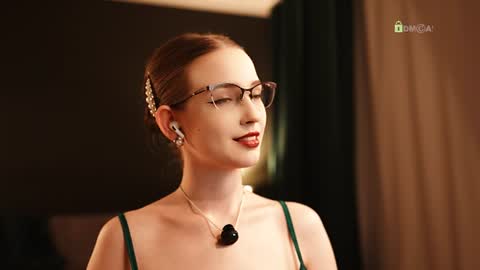 stefania stesha stef online show from 9, 7, 2026