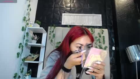 Mia online show from 27, 1, 2025