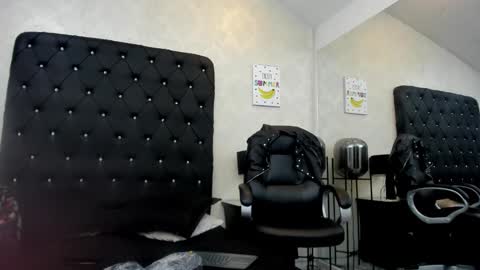 Snapshot of _johnson_alana chatting on 11, 4, 2026 _johnson_alana online show from 11, 4, 2026