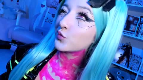 JULIANA online show from 9, 2, 2025