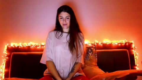 _just_a_simple_girl online show from 1, 10, 2025