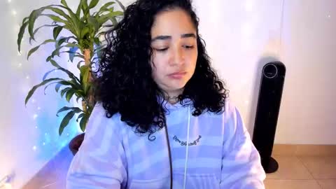     online show from 18, 12, 2025