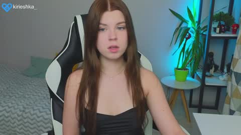 Molly   Emily online show from 16, 1, 2025