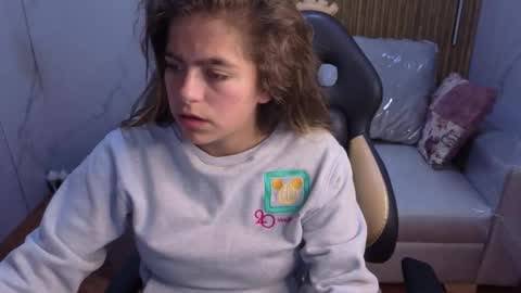 _kitten_1 online show from 15, 1, 2026