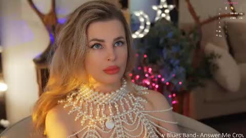 _lady__m_ online show from 6, 7, 2026