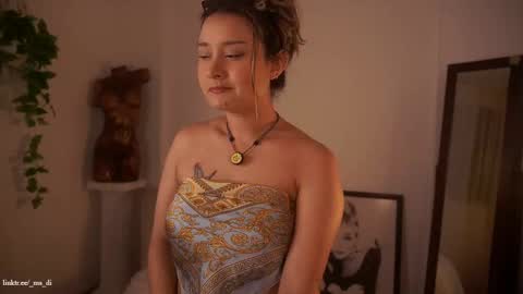 Not on OF Some stuff for sale  online show from 19, 9, 2025