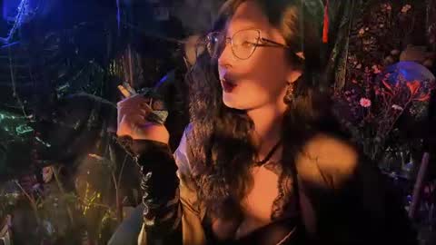 Lady Luna online show from 22, 6, 2026