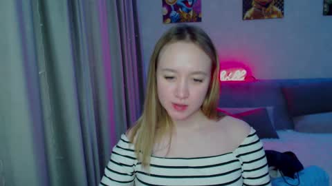 _lalune_ online show from 28, 12, 2024