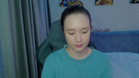 _lalune_ online show from 25, 1, 2025