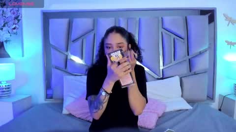 Lanna  online show from 6, 2, 2025