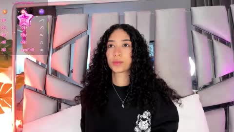 Lanna  online show from 26, 2, 2026