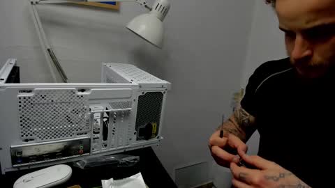 Layne online show from 19, 11, 2025