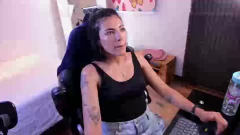 Snapshot of _lili_rose chatting on 15, 12, 2024 Lili online show from 15, 12, 2024