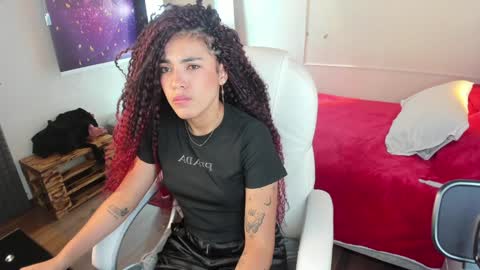 Snapshot of _lili_rose chatting on 2, 2, 2025 Lili online show from 2, 2, 2025