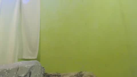 _lilies_gigi_ online show from 13, 2, 2025