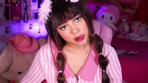 _little_glrl_ online show from 30, 5, 2026