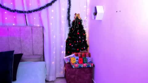 Ivy 3 online show from 30, 12, 2024