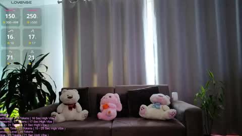 Snapshot of _littlesammy chatting on 9, 6, 2026 Sammy online show from 9, 6, 2026