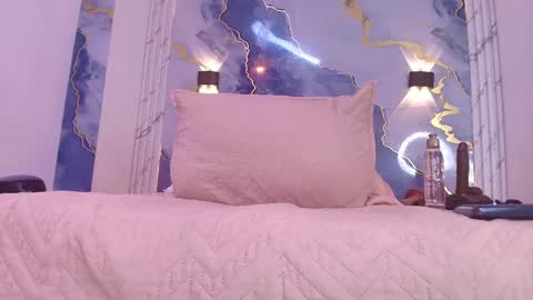 Lorrayne online show from 30, 9, 2025