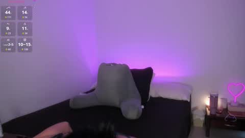   online show from 20, 11, 2025