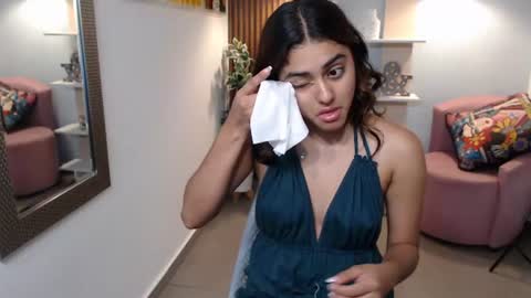 Snapshot of _lucy_grey chatting on 24, 6, 2026 Lucy online show from 24, 6, 2026