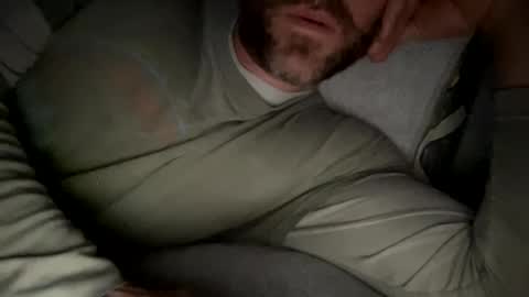 Snapshot of _lululeo_ chatting on 4, 1, 2025 _lululeo_ online show from 4, 1, 2025