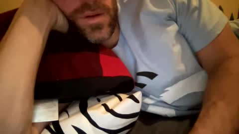 Snapshot of _lululeo_ chatting on 5, 1, 2025 _lululeo_ online show from 5, 1, 2025