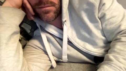 Snapshot of _lululeo_ chatting on 2, 2, 2025 _lululeo_ online show from 2, 2, 2025