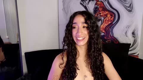 Snapshot of _luna_dupont_ chatting on 31, 1, 2025  Luna  online show from 31, 1, 2025