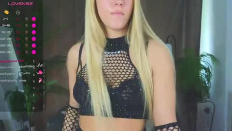 Emma  online show from 30, 5, 2026