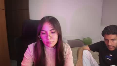 max and abby online show from 27, 7, 2026