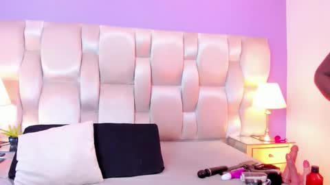 _megan_lovitz_ online show from 3, 3, 2026