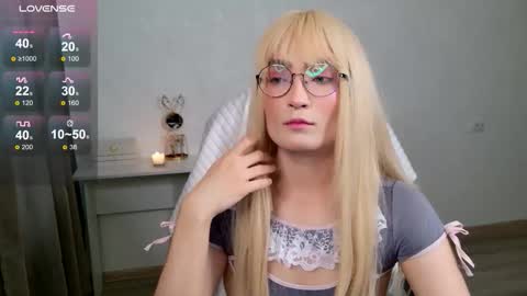 _meow_neko_ online show from 24, 11, 2025