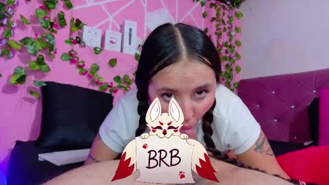 Snapshot of _mia_and_mike_ chatting on 4, 10, 2025  Mia y Mike  online show from 4, 10, 2025