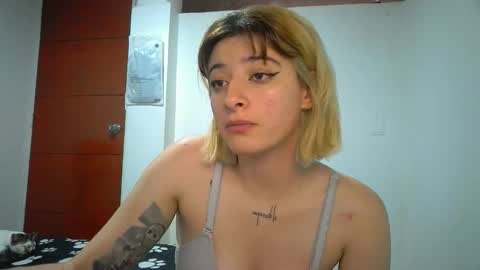 Mia-foster online show from 1, 5, 2026