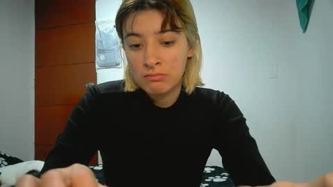 Mia-foster online show from 5, 5, 2026