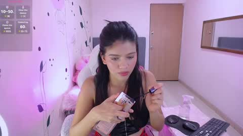 Snapshot of _mia_rouse_18 chatting on 7, 2, 2025 Mia online show from 7, 2, 2025