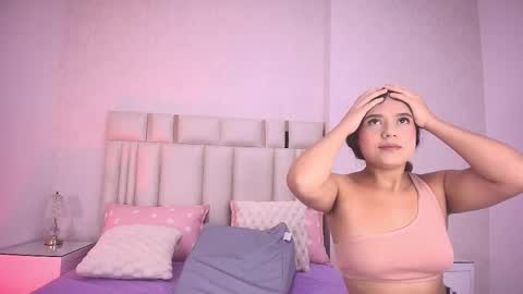 Mia  online show from 16, 2, 2026