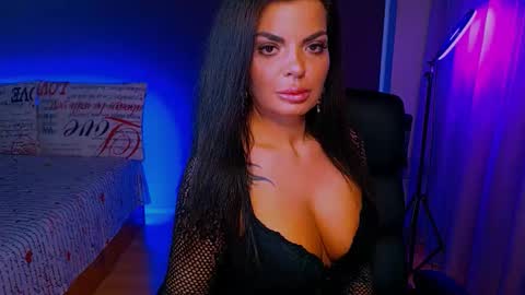 Milani online show from 6, 10, 2025