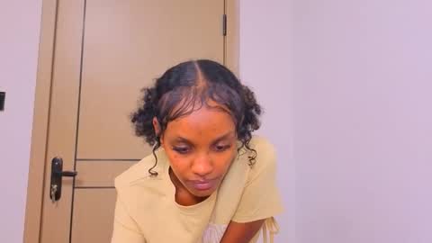 Snapshot of _mimimars chatting on 5, 4, 2026 Mimi online show from 5, 4, 2026