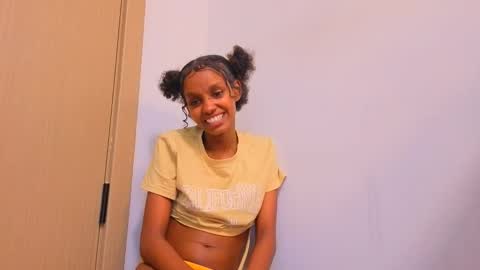 Snapshot of _mimimars chatting on 8, 4, 2026 Mimi online show from 8, 4, 2026