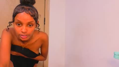 Snapshot of _mimimars chatting on 13, 4, 2026 Mimi online show from 13, 4, 2026