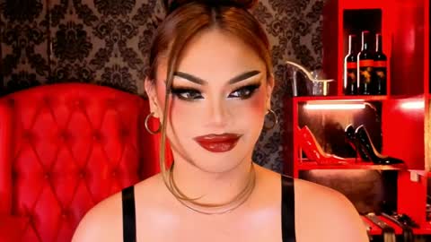 Raven Strauss online show from 7, 4, 2026