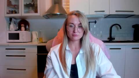 Eva online show from 23, 10, 2025
