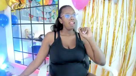_miss_khaleesi_ online show from 17, 6, 2026