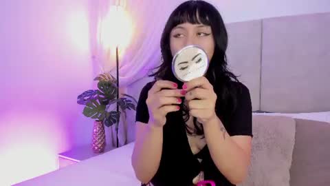 _misty_bl0od online show from 4, 7, 2026